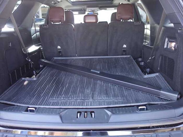 Ford Explorer Platinum Plug-in-Hybrid 4x4