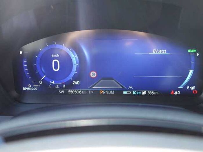 Ford Explorer Platinum Plug-in-Hybrid 4x4