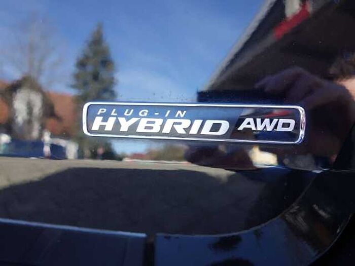 Ford Explorer Platinum Plug-in-Hybrid 4x4