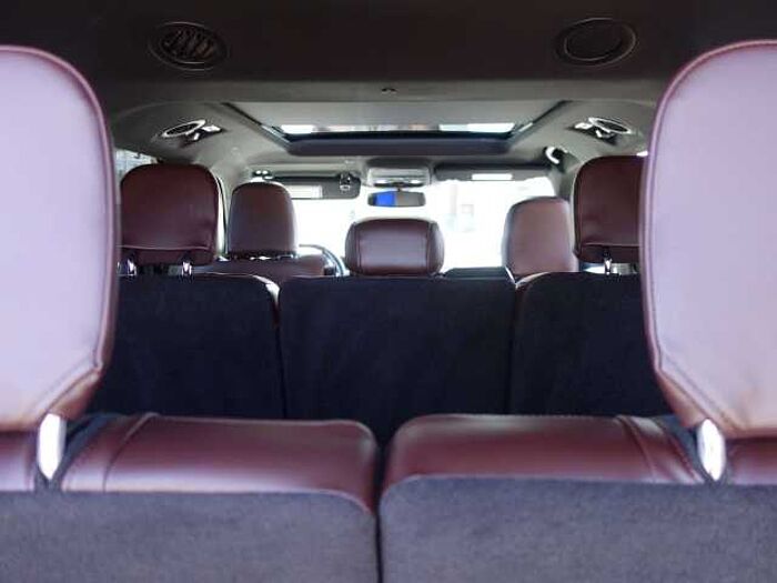 Ford Explorer Platinum Plug-in-Hybrid 4x4