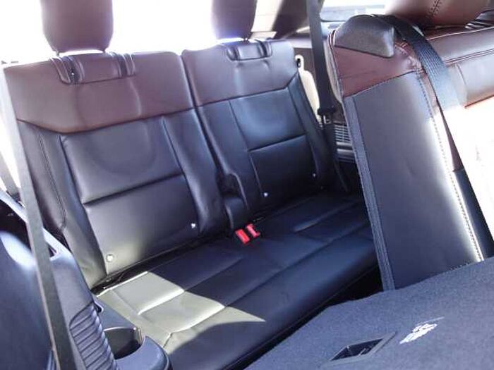 Ford Explorer Platinum Plug-in-Hybrid 4x4