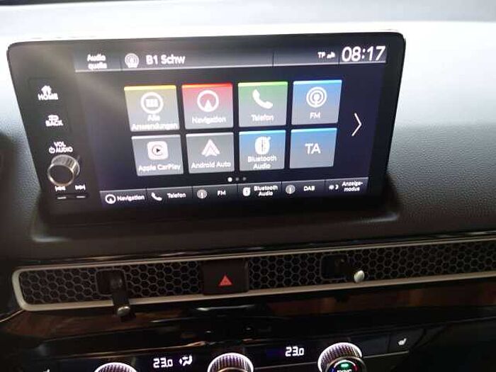 Honda Civic e: HEV Advance