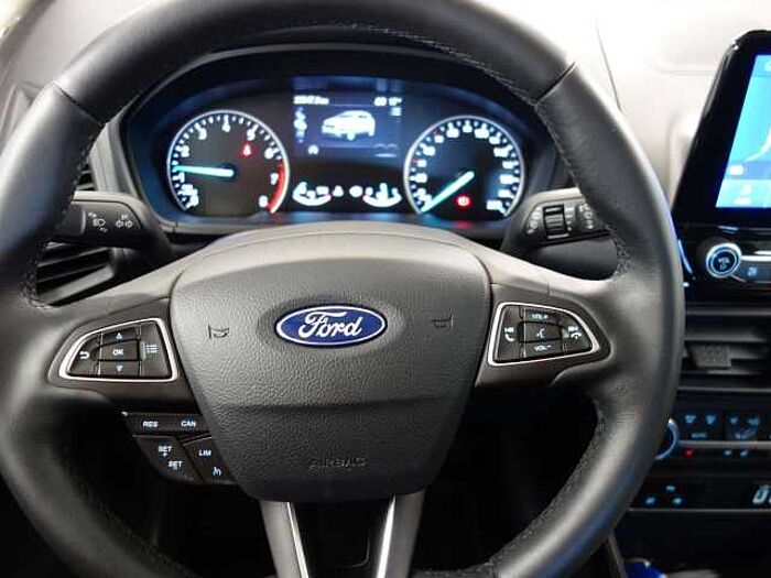 Ford EcoSport Titanium - wenig Kilometer