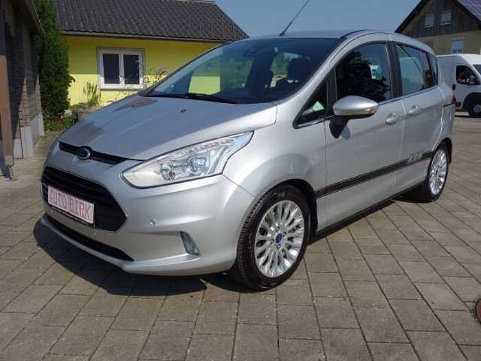 Ford B-Max Titanium mit Schiebetüren