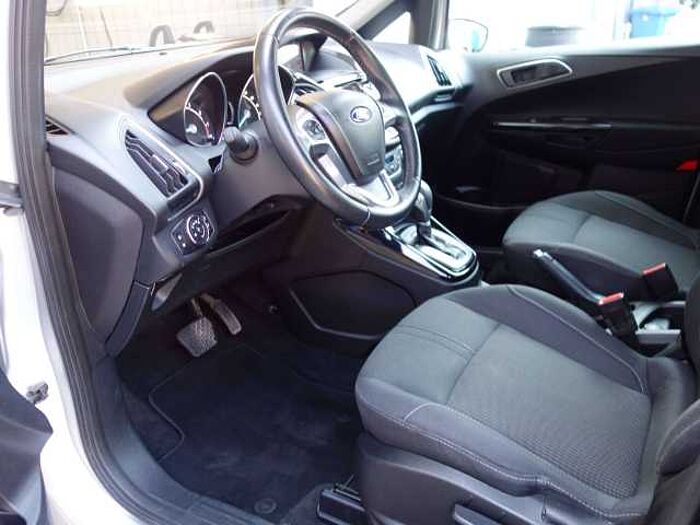Ford B-Max Titanium mit Schiebetüren