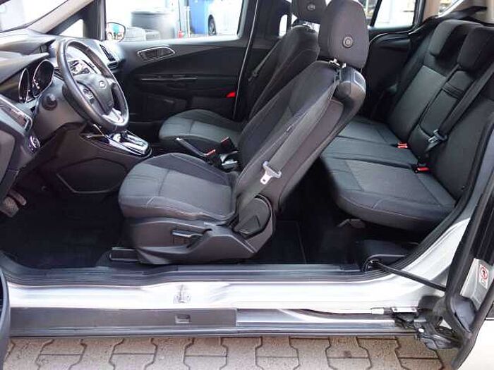 Ford B-Max Titanium mit Schiebetüren