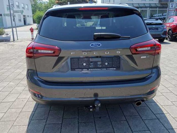Ford Focus Titanium X